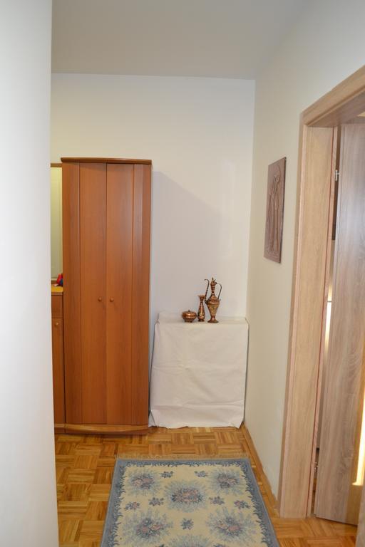 Apartment Gashi 普里什蒂纳 外观 照片